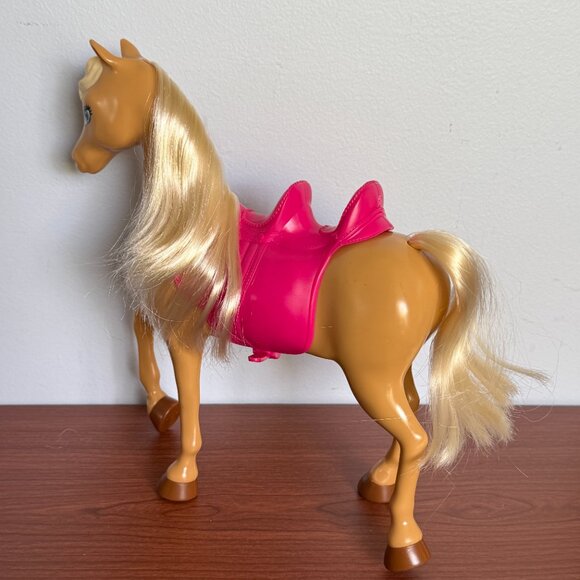 Vintage Olympic Barbie & Horse - Picture 7 of 11